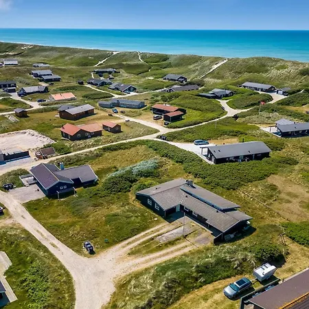 Temelko - 200m From The Sea By Interhome *